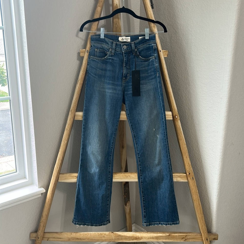 NWT Nili Lotan Bootcut Midrise Jean in Classic Wash - Picture 9 of 13